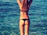 La sexy Berta Collado espectacular en bikini en Formentera