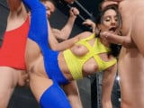 Menuda peli porno se monta Eliza Ibarra con estos dos - Peliculas Porno